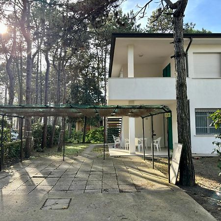 Villa Giorgio 2 Mare E Pineta Бибионе Экстерьер фото