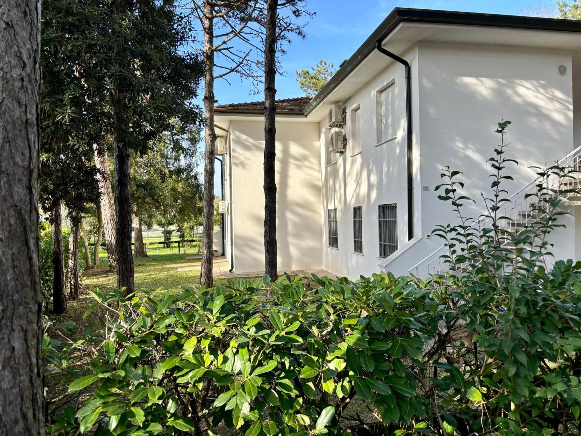 Villa Giorgio 2 Mare E Pineta Бибионе Экстерьер фото